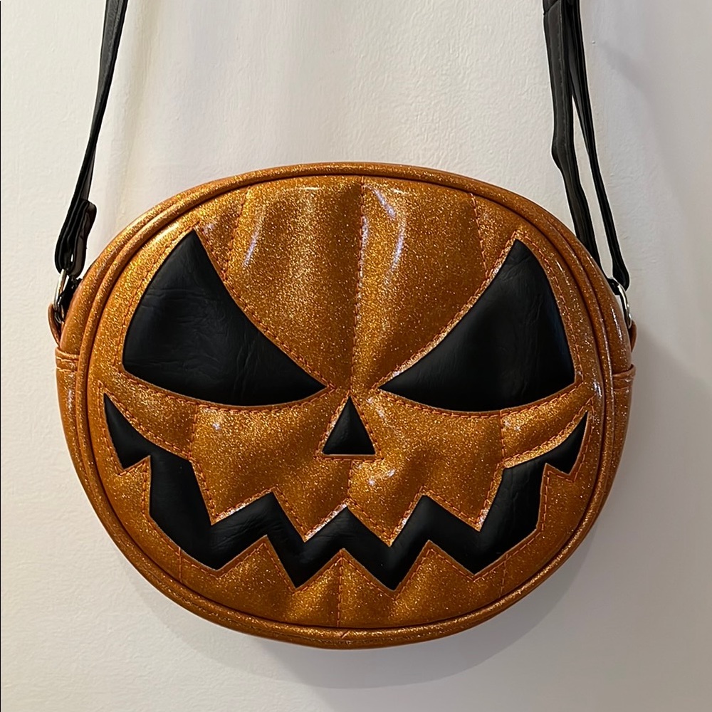 Love Pain & Stitches Pumpkin Face Glitter Bag
